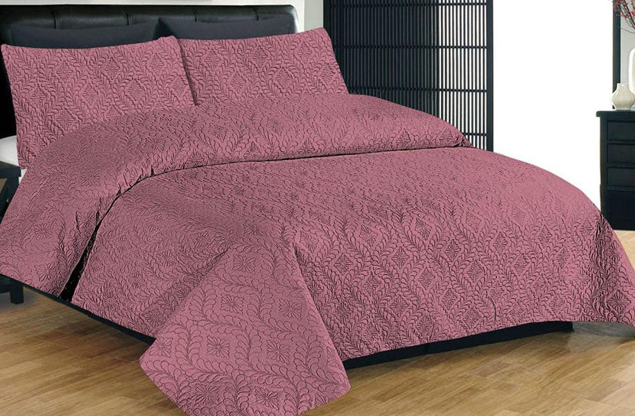 Pinsonic Bedspread With Free Pillow